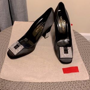 Valentino Caravani Heals with Swarovski Crystals